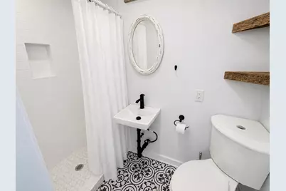 1004 Cordell Street, Denton, TX 76201 - Photo 15