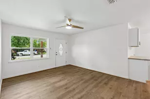 747 High School Dr, Seagoville, TX 75159 - Photo 9