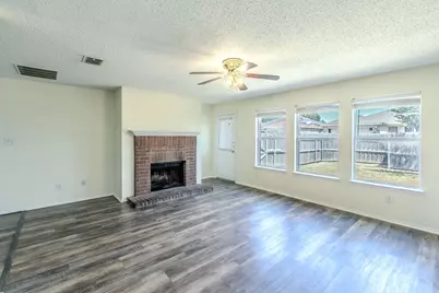 2415 Mallory Lane, Lancaster, TX 75134 - Photo 3