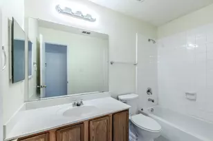 2415 Mallory Ln, Lancaster, TX 75134 - Photo 23
