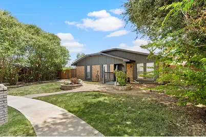 1706 Delaford Circle, Carrollton, TX 75007 - Photo 3