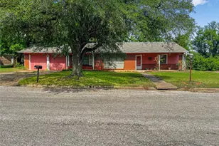 2706 Bois D'Arc St, Commerce, TX 75428 - Photo 1