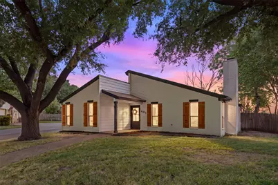 401 Lindenwood Lane W, Hewitt, TX 76643 - Photo 1