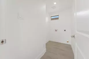 3786 Wenatche Dr, Dallas, TX 75233 - Photo 17