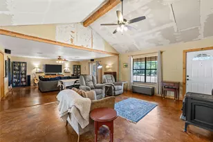 271 County Rd 3580, China Spring, TX 76633 - Photo 11