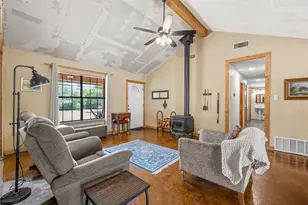 271 County Rd 3580, China Spring, TX 76633 - Photo 5