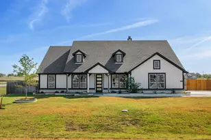 107 Red Clf Ct, Rhome, TX 76078 - Photo 1
