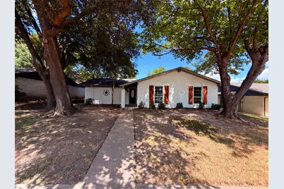 922 Meadowdale Circle, Garland, TX 75043 - Photo 1