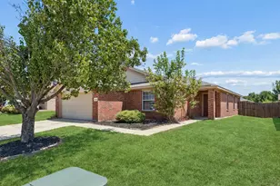 2609 Diver Ct, Fort Worth, TX 76119 - Photo 1