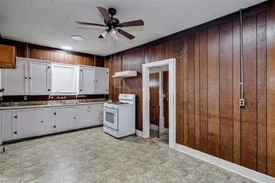 507 W Heard Street, Cleburne, TX 76033 - Photo 7