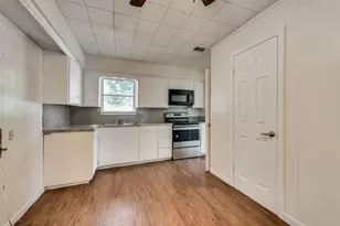 1001 S Carlton St, Ennis, TX 75119 - Photo 7