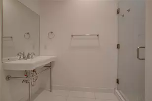 602 Finley Ct, Dallas, TX 75208 - Photo 11