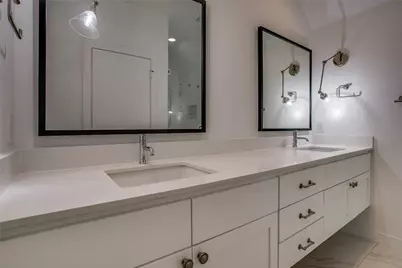 602 Finley Court, Dallas, TX 75208 - Photo 29