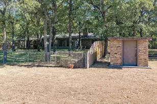 194 Pr 203, Bowie, TX 76230 - Photo 31