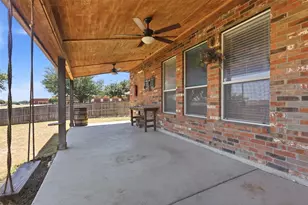 8228 Misty Water Dr, Fort Worth, TX 76131 - Photo 11