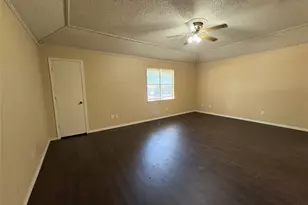 1025 Cloverdale Ln, DeSoto, TX 75115 - Photo 17