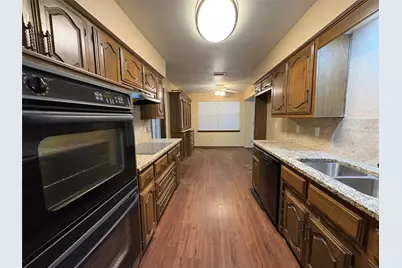 1025 Cloverdale Lane, DeSoto, TX 75115 - Photo 7