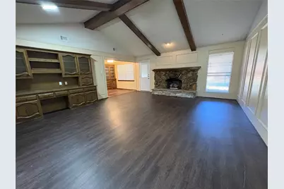 1025 Cloverdale Lane, DeSoto, TX 75115 - Photo 3