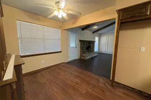1025 Cloverdale Ln, DeSoto, TX 75115 - Photo 5