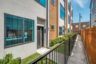 1910 Caddo St, Dallas, TX 75204 - Photo 3