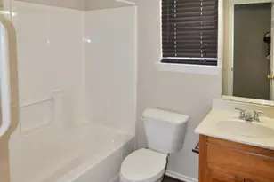 1838 Laura St, Weatherford, TX 76086 - Photo 9