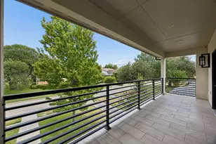 9847 Ontario Ln, Dallas, TX 75220 - Photo 31