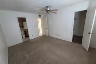 2502 E Timberview Ln, Arlington, TX 76014 - Photo 7