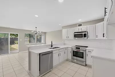 2404 Lemmontree Lane, Plano, TX 75074 - Photo 9