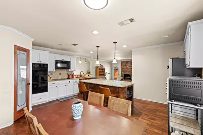 7732 Sagebrush Court N, North Richland Hills, TX 76182 - Photo 15