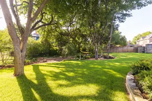 619 Portofino Dr, Arlington, TX 76012 - Photo 25