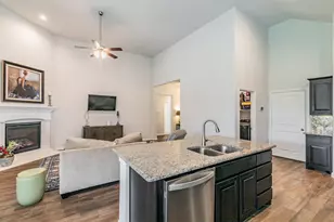 8901 Thompson Rd, Argyle, TX 76226 - Photo 7