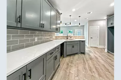 2130 Kathleen Avenue, Dallas, TX 75216 - Photo 9
