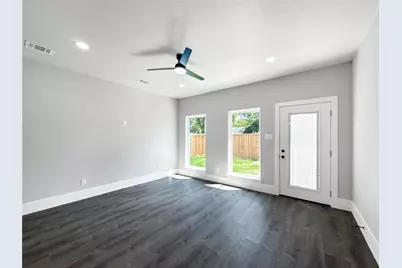 2130 Kathleen Avenue, Dallas, TX 75216 - Photo 5