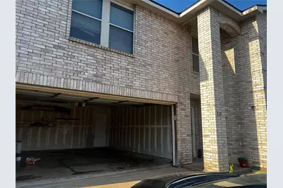 933 Medina Drive, Arlington, TX 76017 - Photo 5