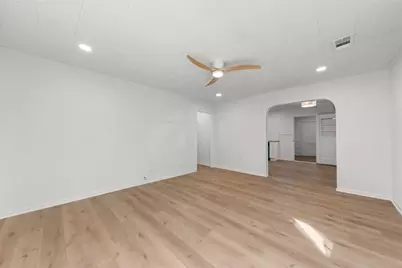 1725 Columbia Street, Waco, TX 76711 - Photo 3