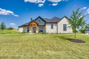 801 Zachary Michael Ct, Springtown, TX 76082 - Photo 1
