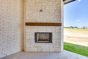 801 Zachary Michael Ct, Springtown, TX 76082 - Photo 27