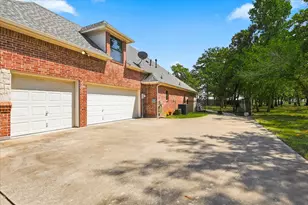 100 Woodland Dr, Krugerville, TX 76227 - Photo 3