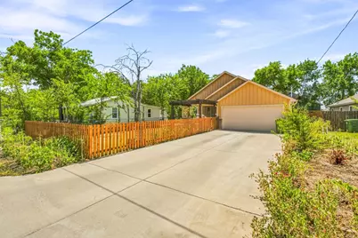 1006 SE 3rd Street, Mineral Wells, TX 76067 - Photo 3
