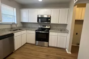 441 Signal Hill Ct N, Fort Worth, TX 76112 - Photo 17