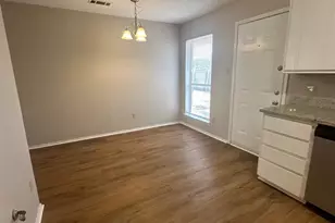 441 Signal Hill Ct N, Fort Worth, TX 76112 - Photo 19
