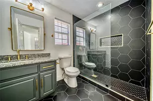 2411 Knight, Dallas, TX 75219 - Photo 15