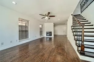 2411 Knight, Dallas, TX 75219 - Photo 11
