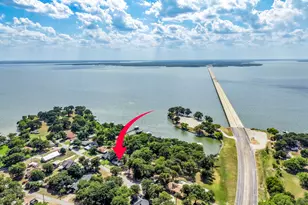 180 Shoreline Rd, East Tawakoni, TX 75472 - Photo 1
