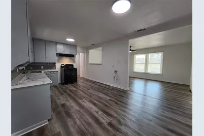 558 Harrison Lane, Hurst, TX 76053 - Photo 9