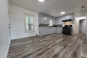 558 Harrison Ln, Hurst, TX 76053 - Photo 7