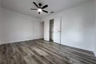 558 Harrison Ln, Hurst, TX 76053 - Photo 17
