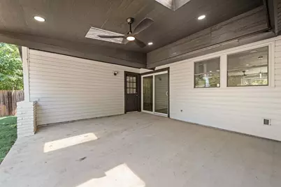 2017 Canterbury Street, Irving, TX 75062 - Photo 21