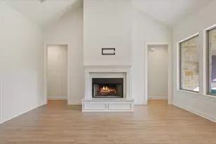 10357 Fallen Leaf Dr, Waco, TX 76712 - Photo 5