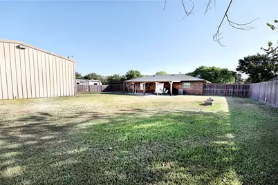 251 Alicia Street, Bowie, TX 76230 - Photo 27